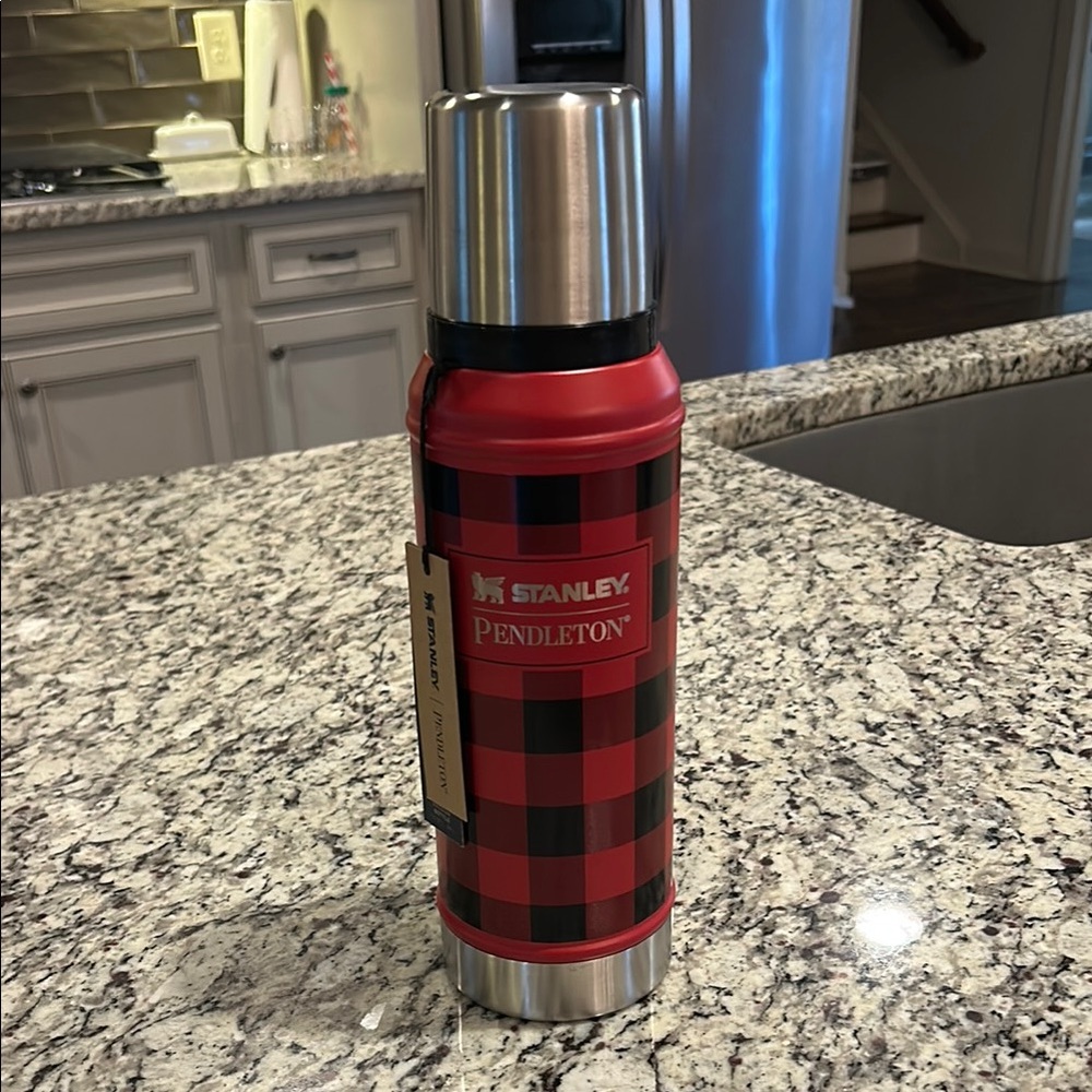 Stanley Pendleton Buffalo Check Thermos NWT